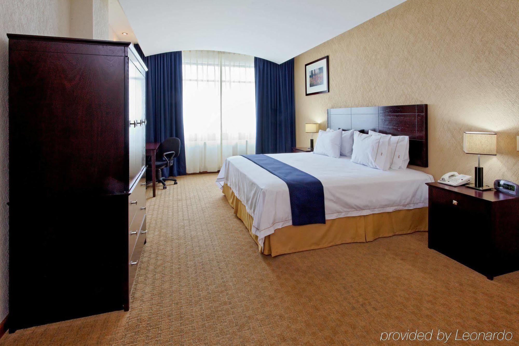 Holiday Inn Express Nuevo Laredo By Ihg Quarto foto